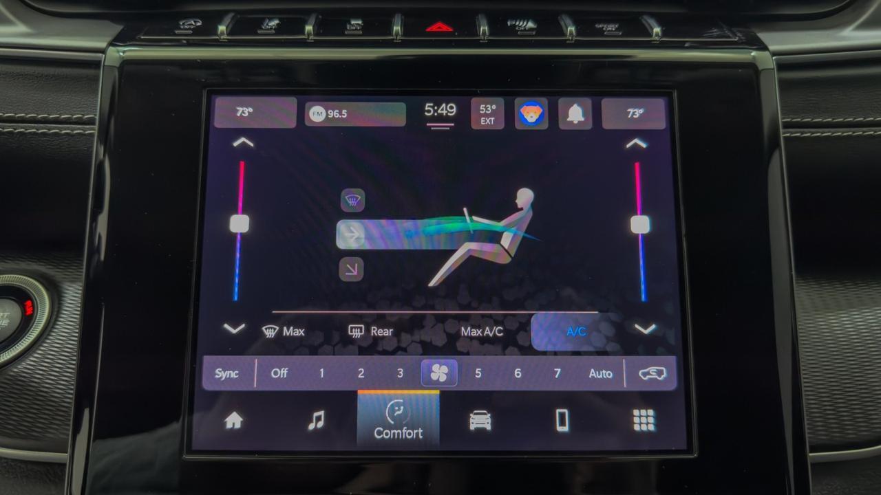 2023 Jeep Grand Cherokee Laredo 4x4 Tallmadge OH