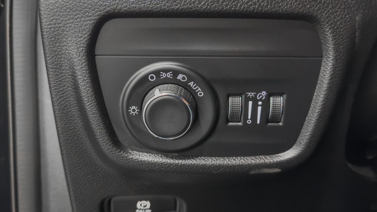 2023 Jeep Grand Cherokee Laredo 4x4 Tallmadge OH