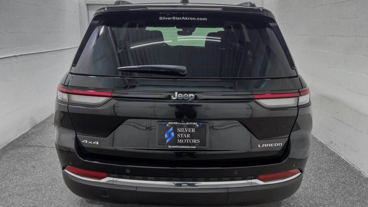 2023 Jeep Grand Cherokee Laredo 4x4 Tallmadge OH