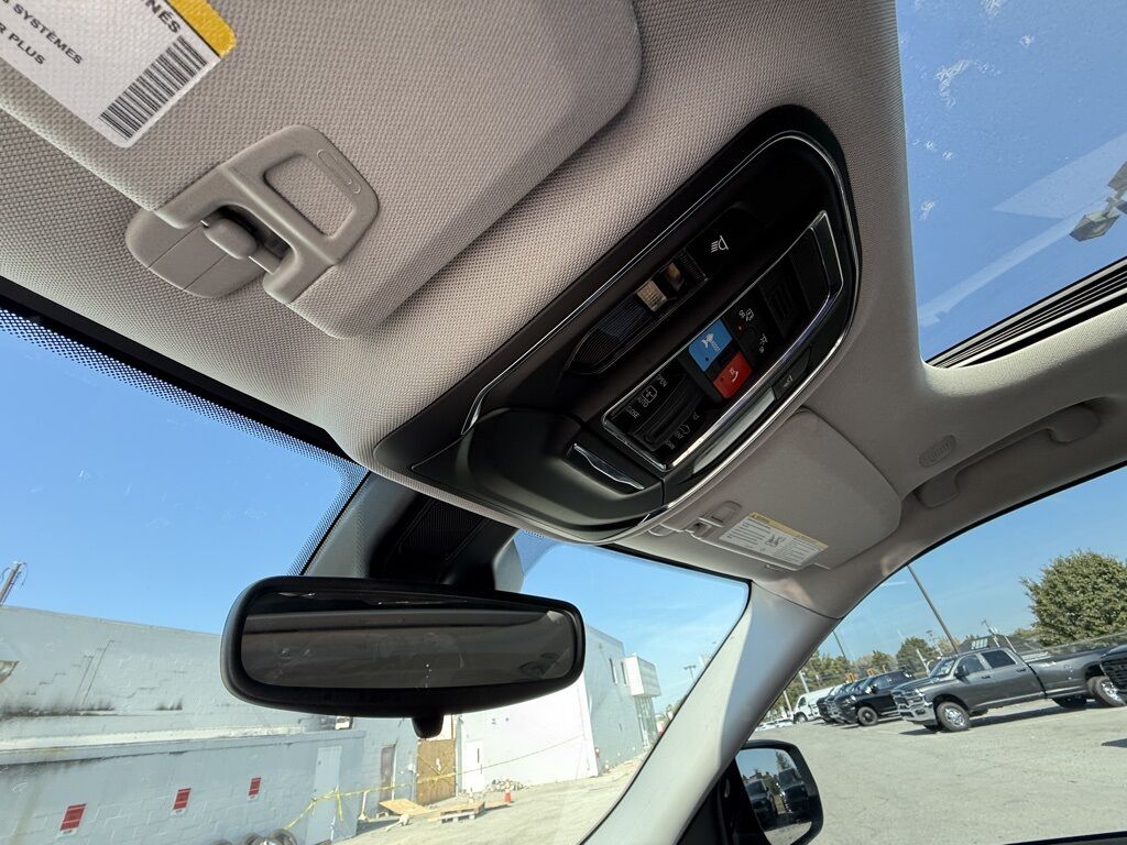 2023 Jeep Grand Cherokee Laredo Crestwood KY