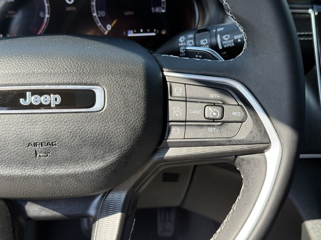 2023 Jeep Grand Cherokee Laredo Crestwood KY