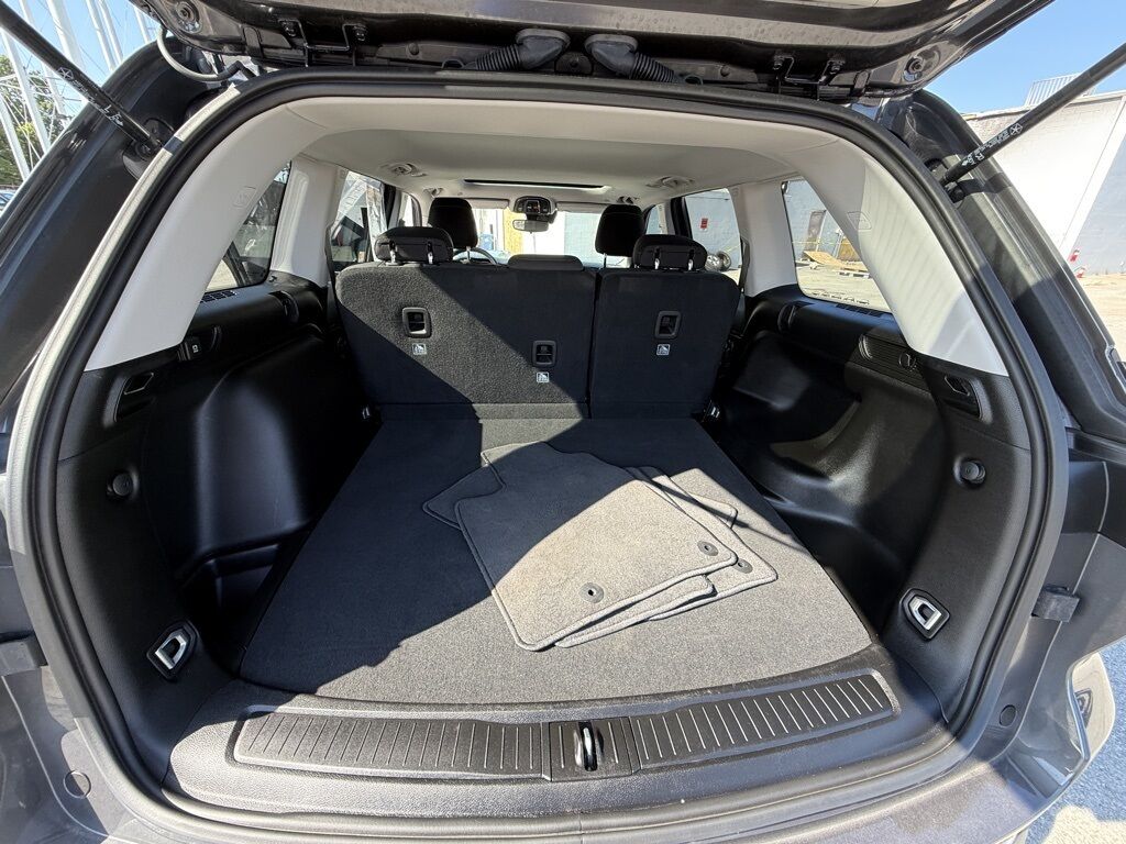 2023 Jeep Grand Cherokee Laredo Crestwood KY