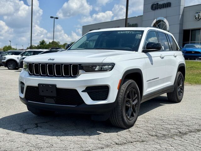 2023 Jeep Grand Cherokee Laredo Crestwood KY