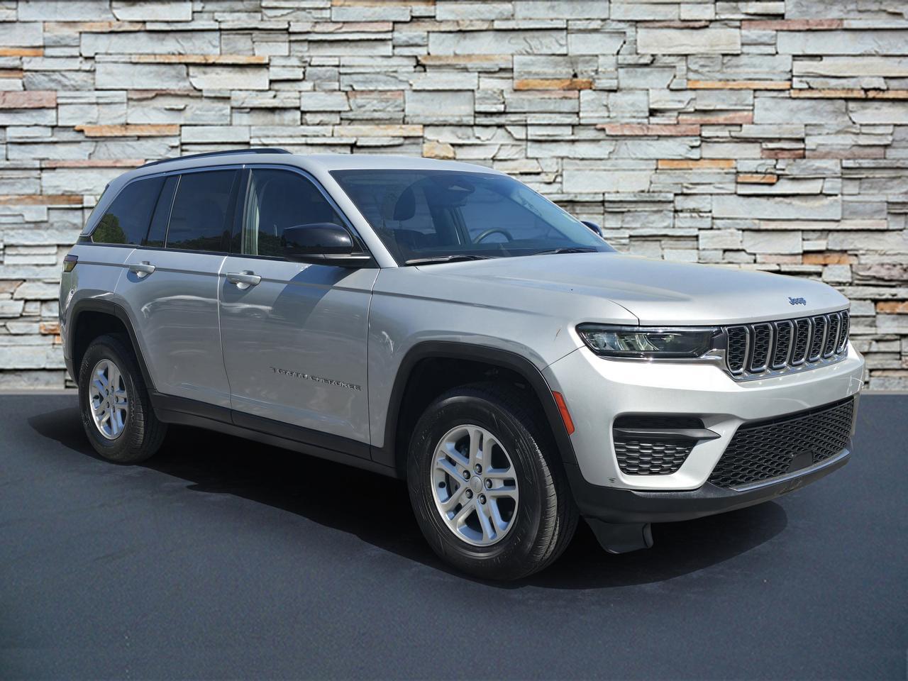 2023 Jeep Grand Cherokee Laredo Dalton GA