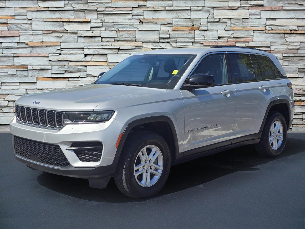 2023 Jeep Grand Cherokee Laredo Dalton GA