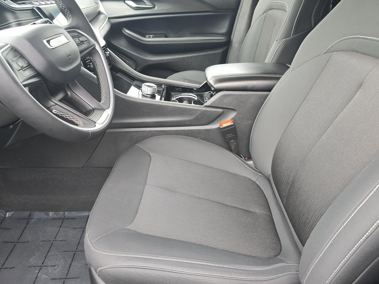 2023 Jeep Grand Cherokee Laredo Dalton GA