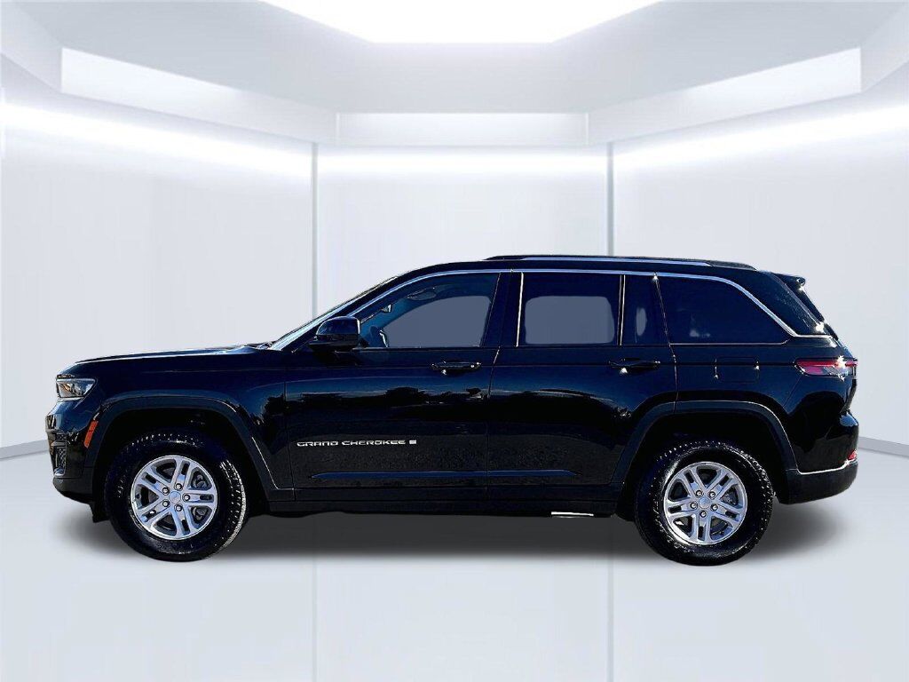 2023 Jeep Grand Cherokee Laredo OR