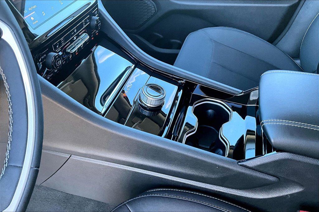 2023 Jeep Grand Cherokee Laredo OR