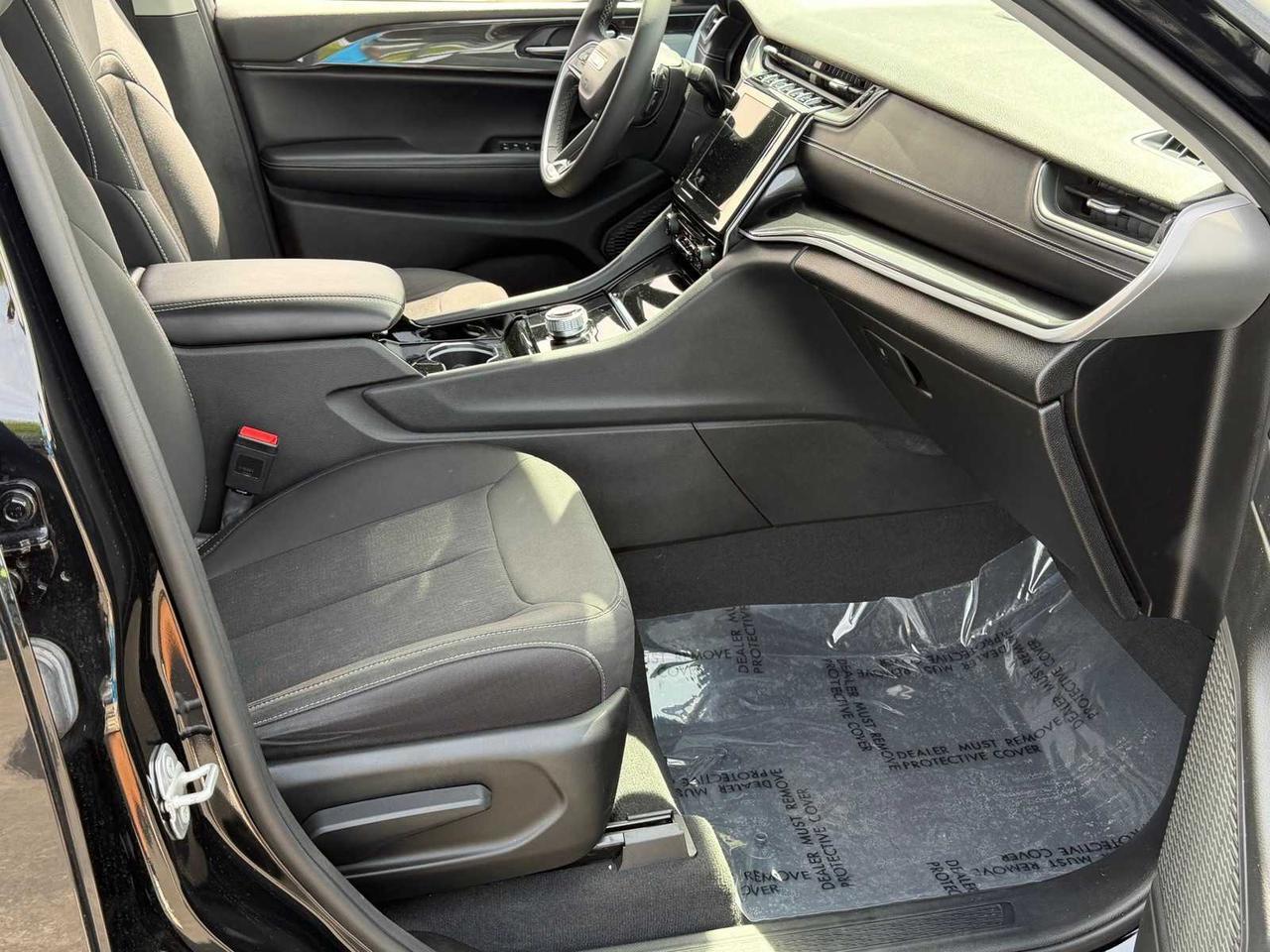 2023 Jeep Grand Cherokee Laredo Irving TX
