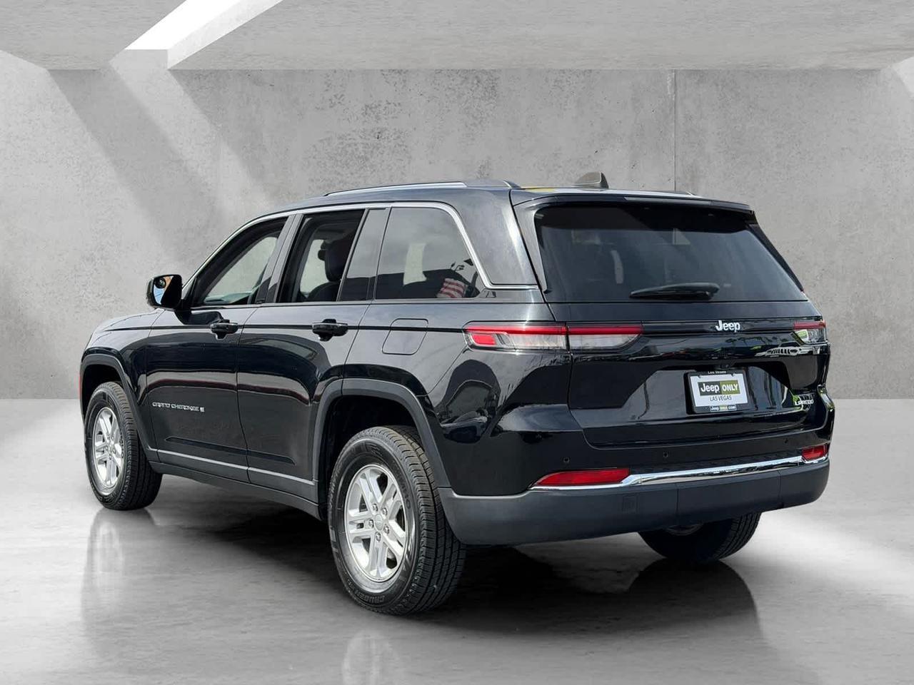 2023 Jeep Grand Cherokee Laredo Irving TX
