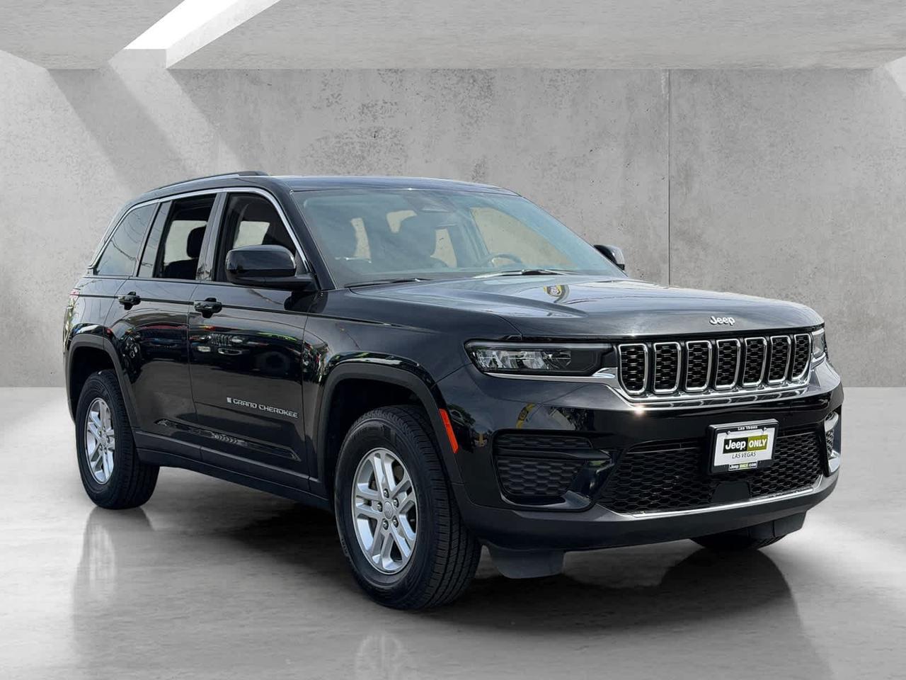 2023 Jeep Grand Cherokee Laredo Irving TX