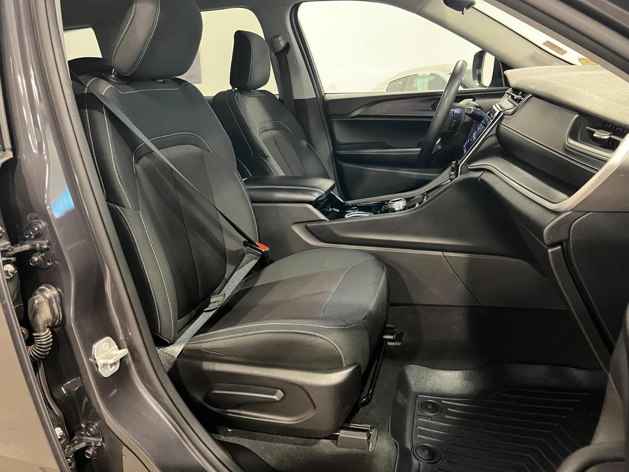 2023 Jeep Grand Cherokee Laredo Parker CO