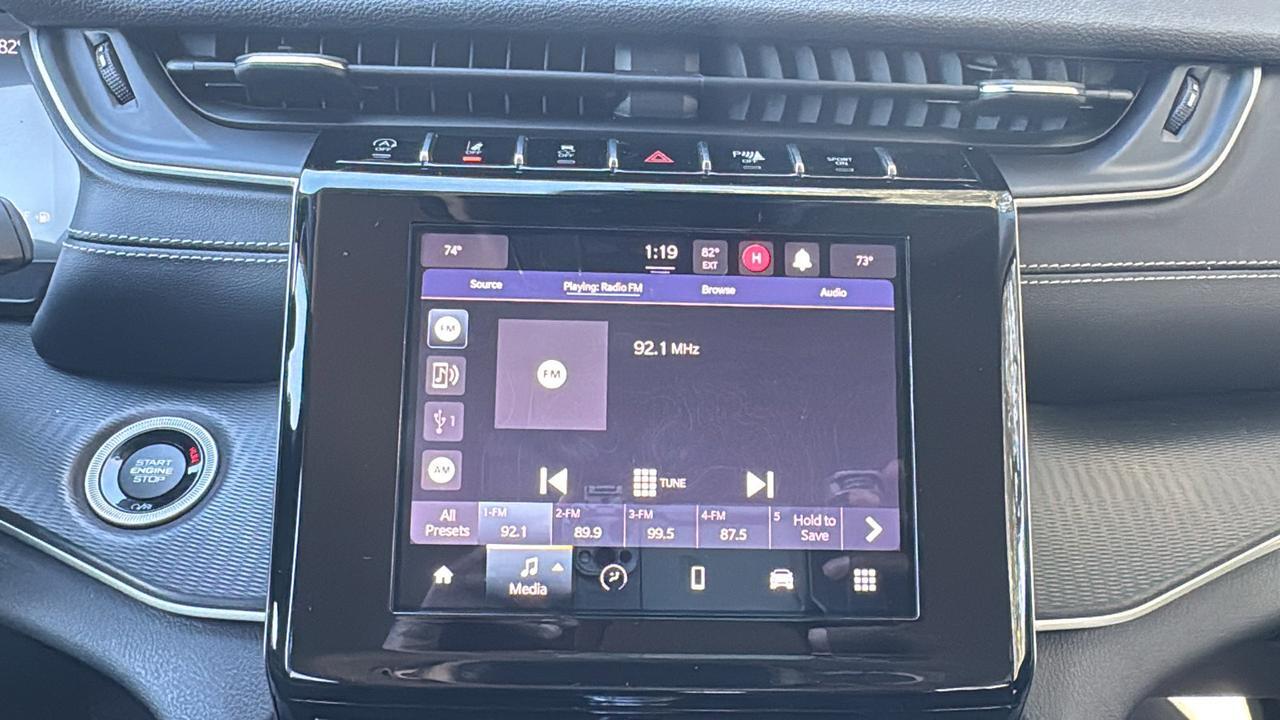 2023 Jeep Grand Cherokee Laredo  Selma TX