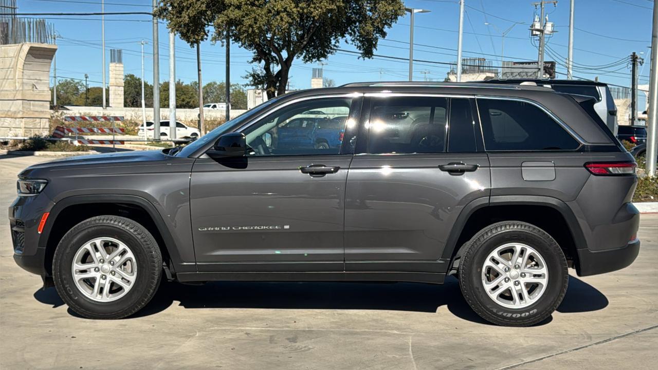 2023 Jeep Grand Cherokee Laredo  Selma TX