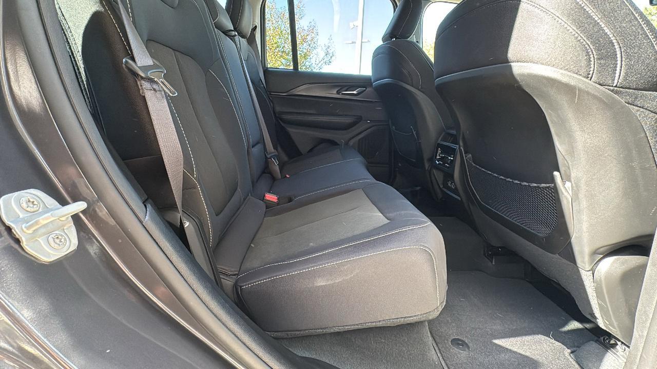 2023 Jeep Grand Cherokee Laredo  Selma TX