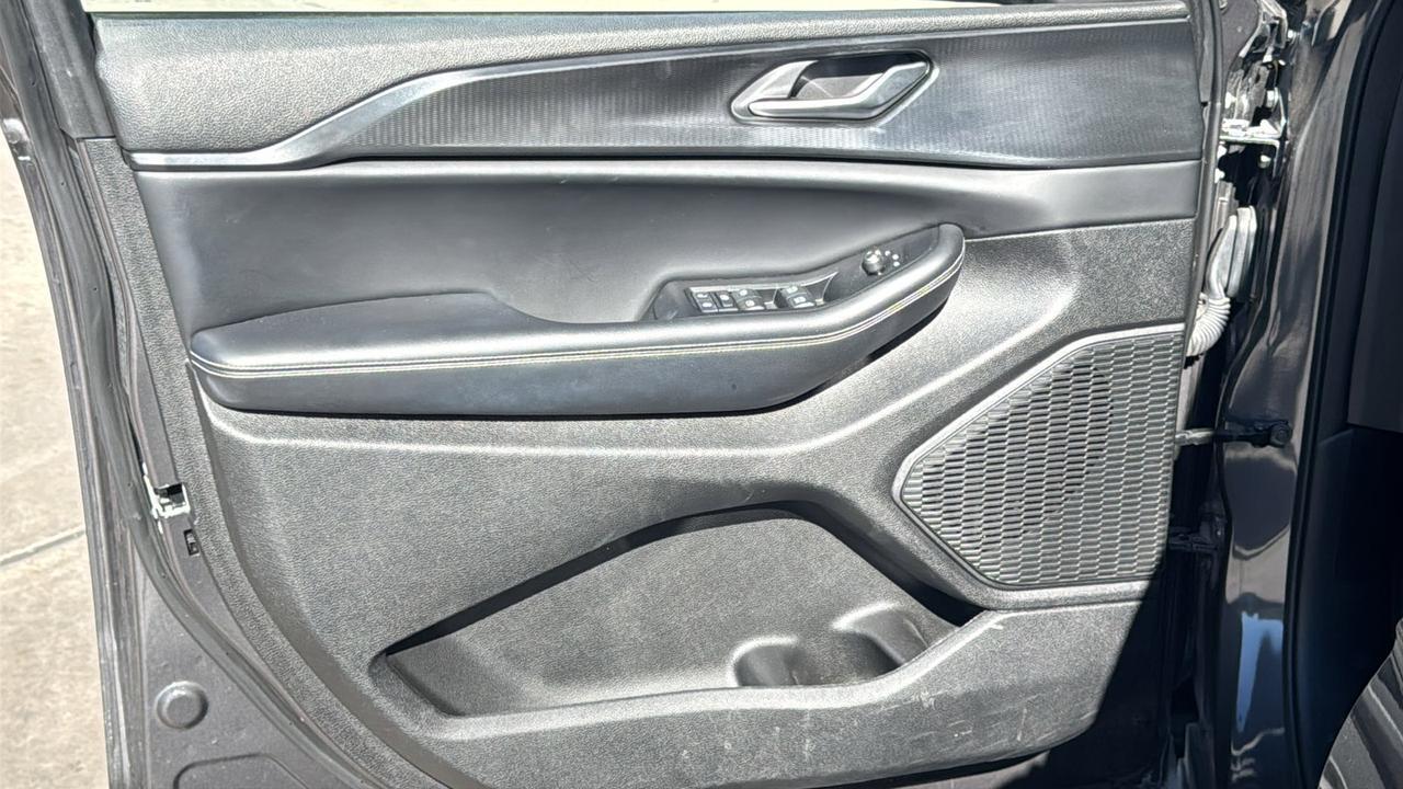 2023 Jeep Grand Cherokee Laredo  Selma TX