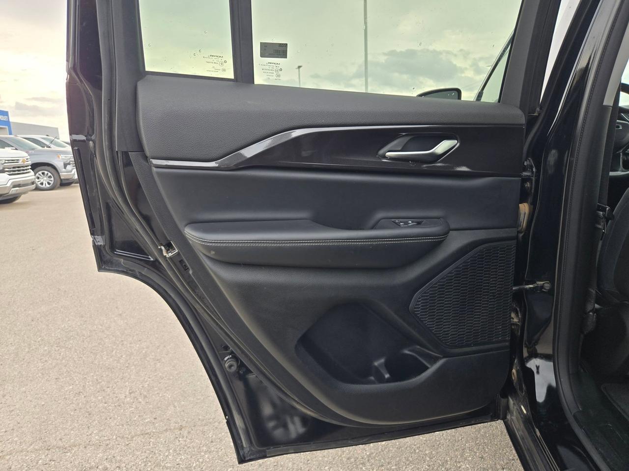 2023 Jeep Grand Cherokee Laredo Castroville TX