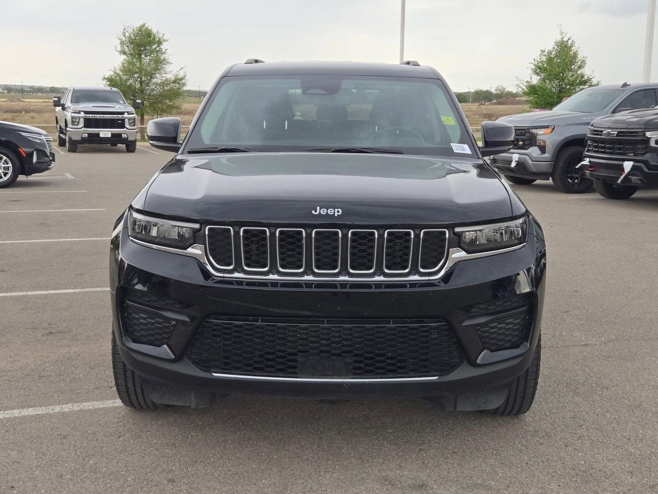 2023 Jeep Grand Cherokee Laredo Castroville TX