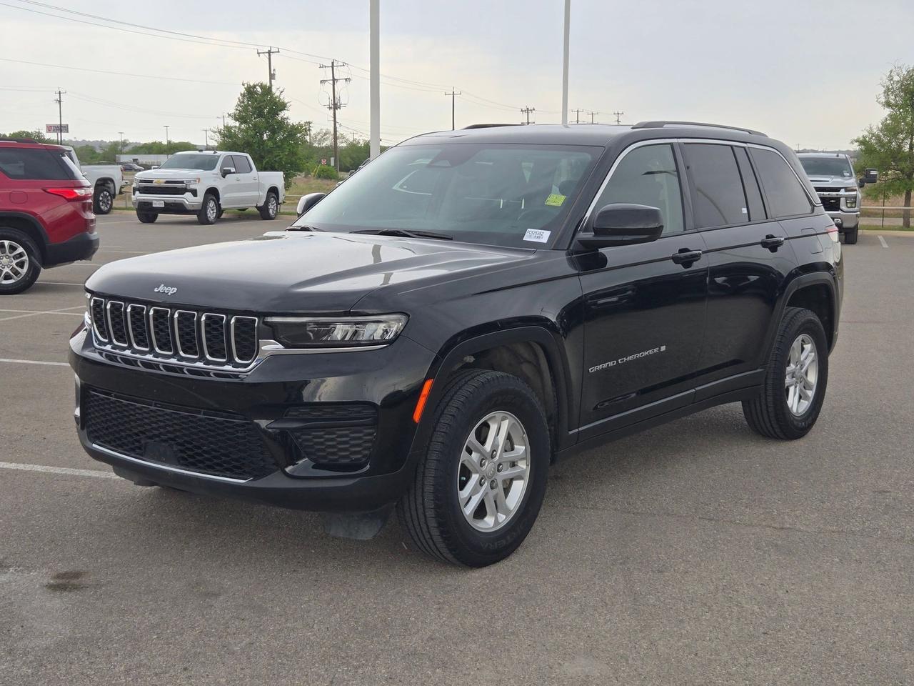 2023 Jeep Grand Cherokee Laredo Castroville TX