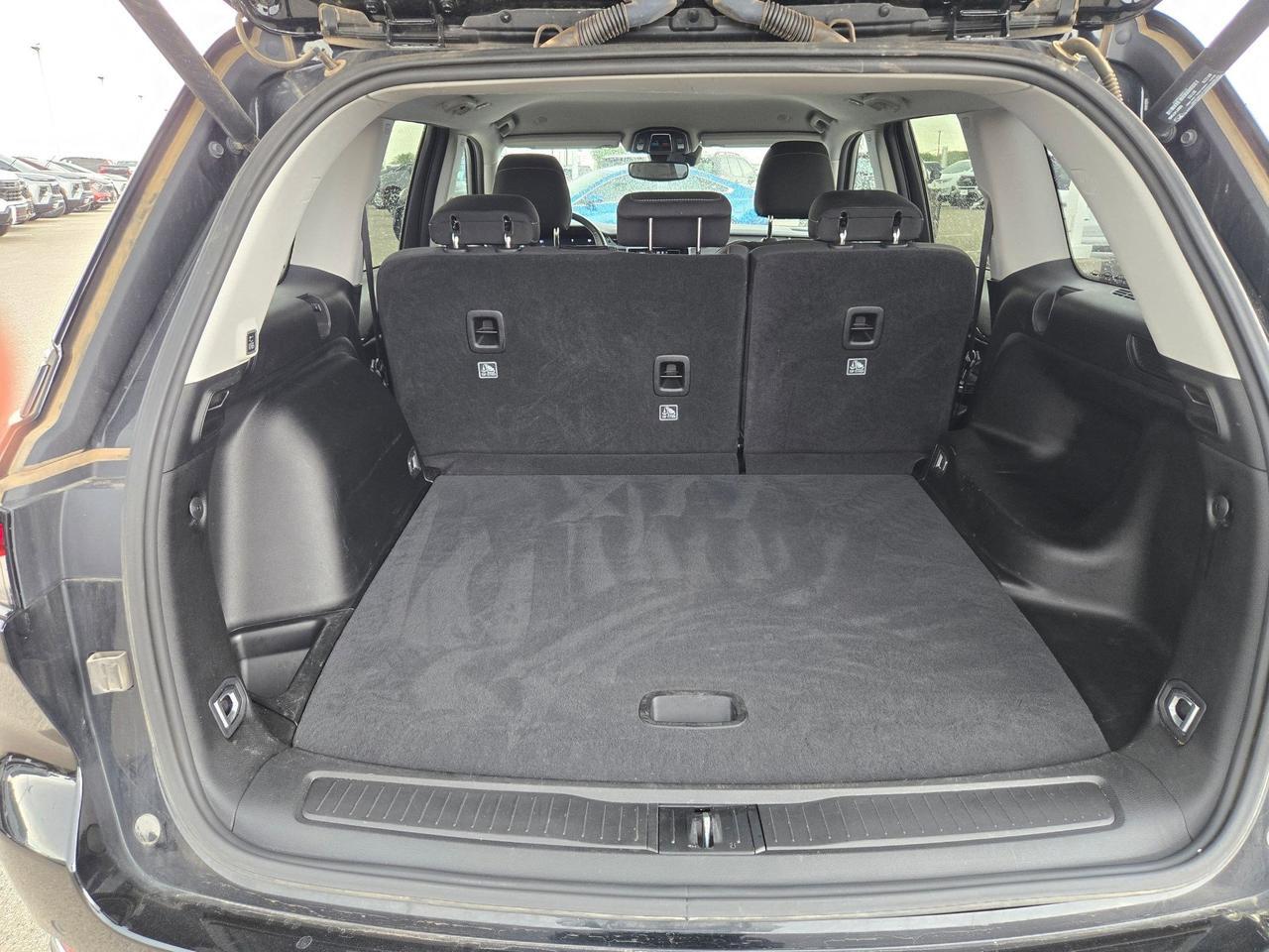 2023 Jeep Grand Cherokee Laredo Castroville TX