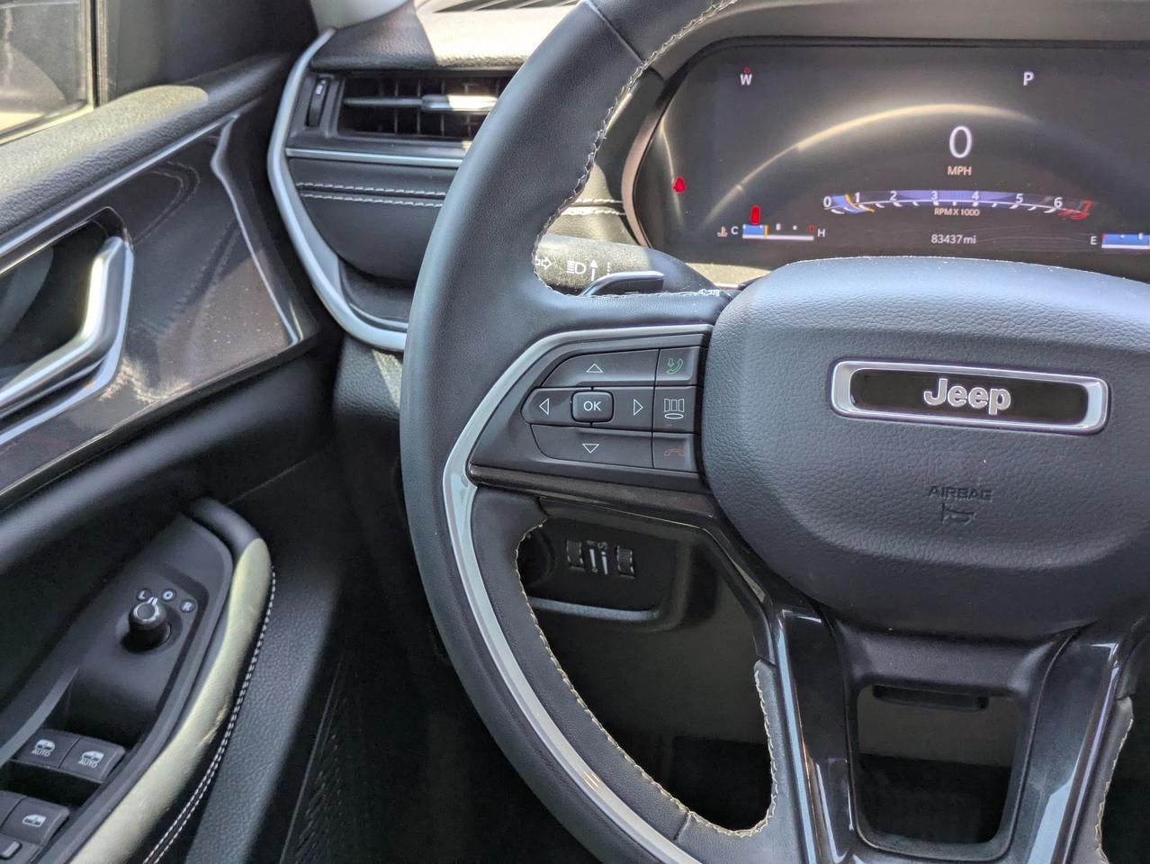 2023 Jeep Grand Cherokee Laredo Castroville TX