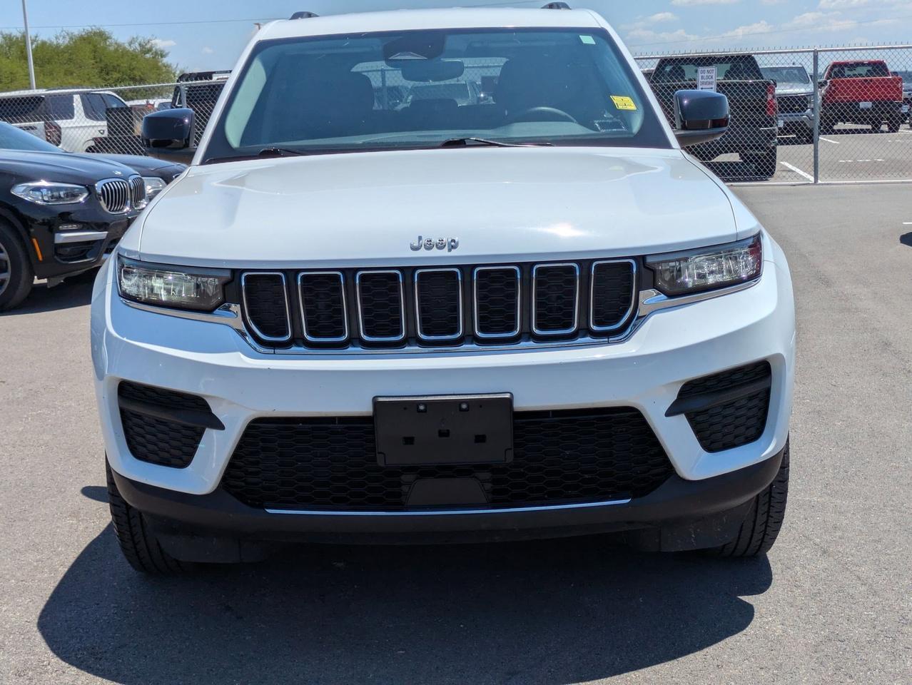 2023 Jeep Grand Cherokee Laredo Castroville TX