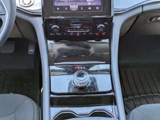 2023 Jeep Grand Cherokee Laredo Castroville TX