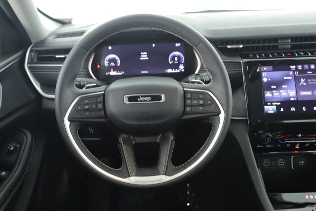2023 Jeep Grand Cherokee Laredo New Braunfels TX