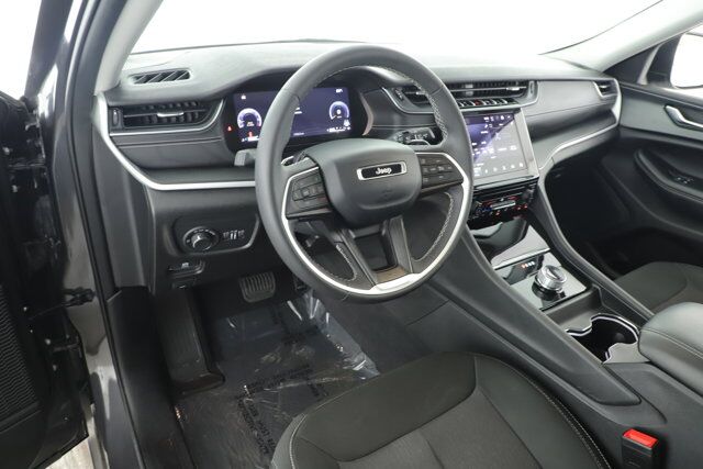 2023 Jeep Grand Cherokee Laredo New Braunfels TX