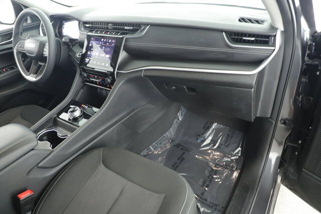 2023 Jeep Grand Cherokee Laredo New Braunfels TX