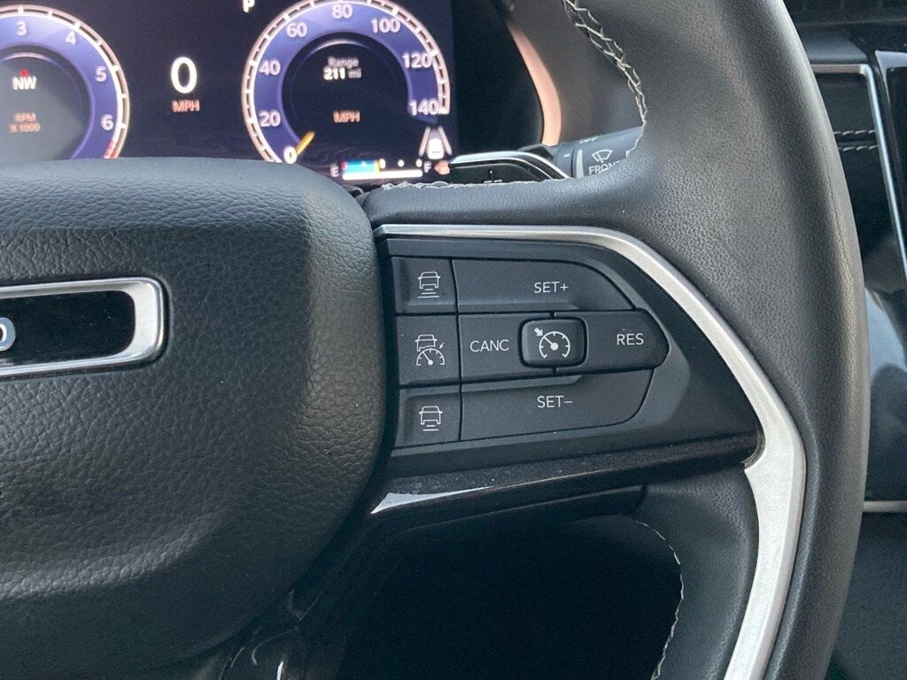 2023 Jeep Grand Cherokee Laredo San Antonio TX