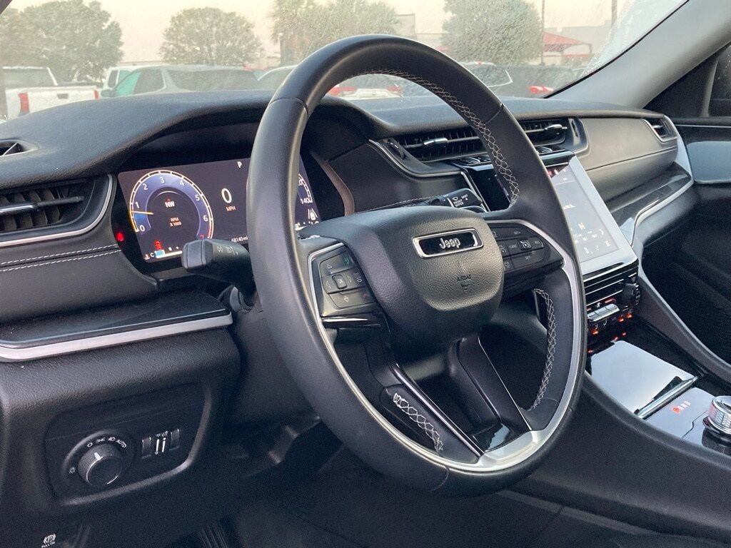 2023 Jeep Grand Cherokee Laredo San Antonio TX