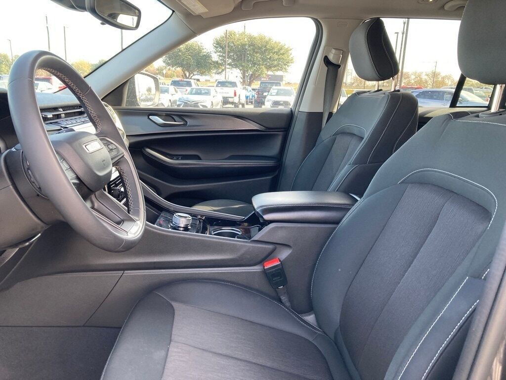 2023 Jeep Grand Cherokee Laredo San Antonio TX