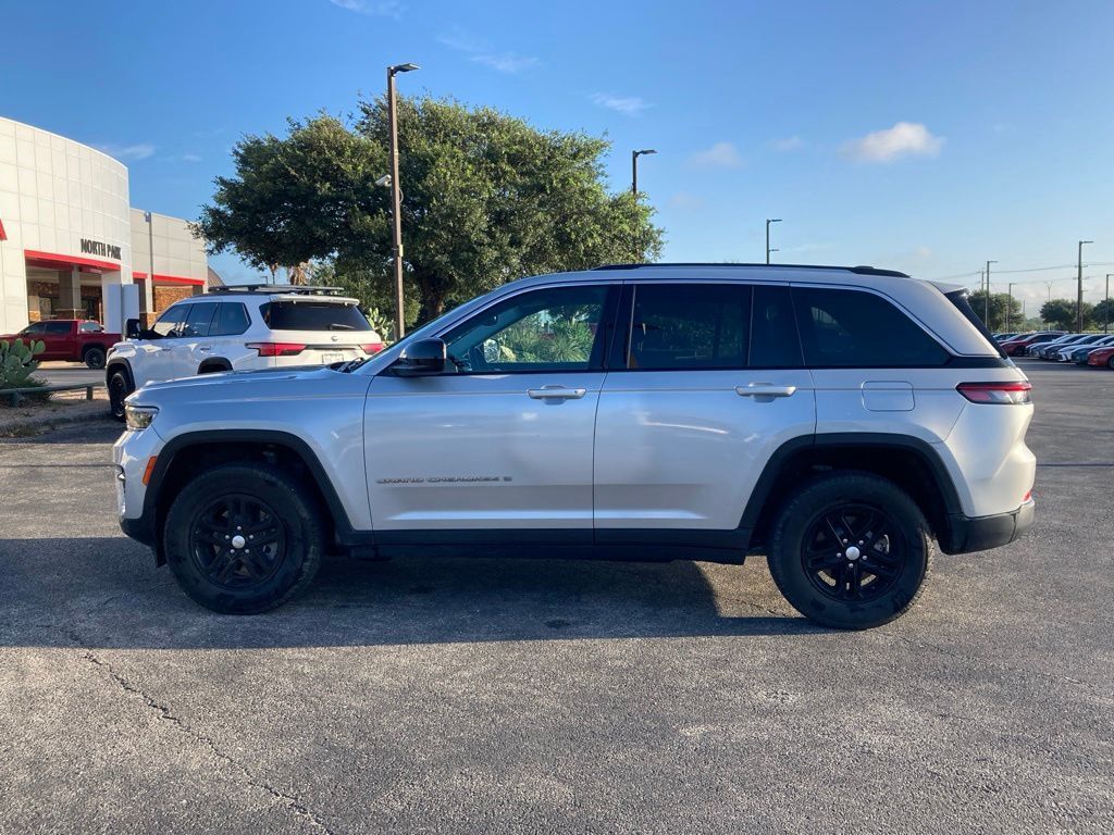 2023 Jeep Grand Cherokee Laredo San Antonio TX