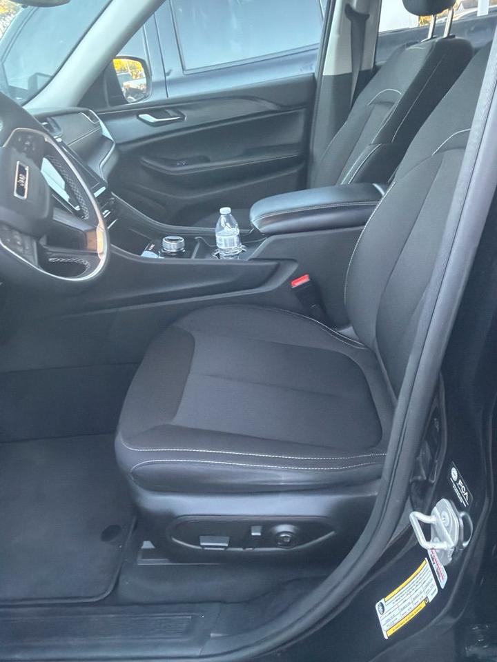 2023 Jeep Grand Cherokee Laredo X Gresham OR