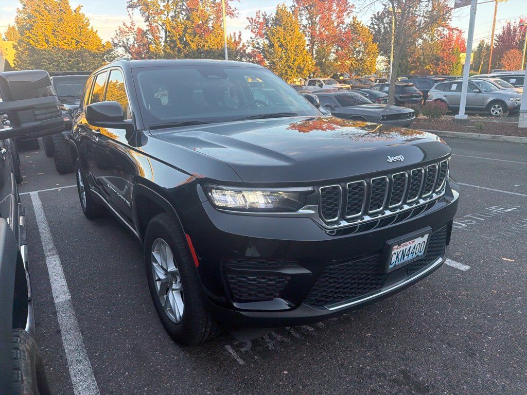2023 Jeep Grand Cherokee Laredo X