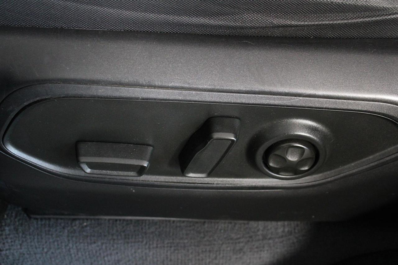 2023 Jeep Grand Cherokee Laredo Manassas VA