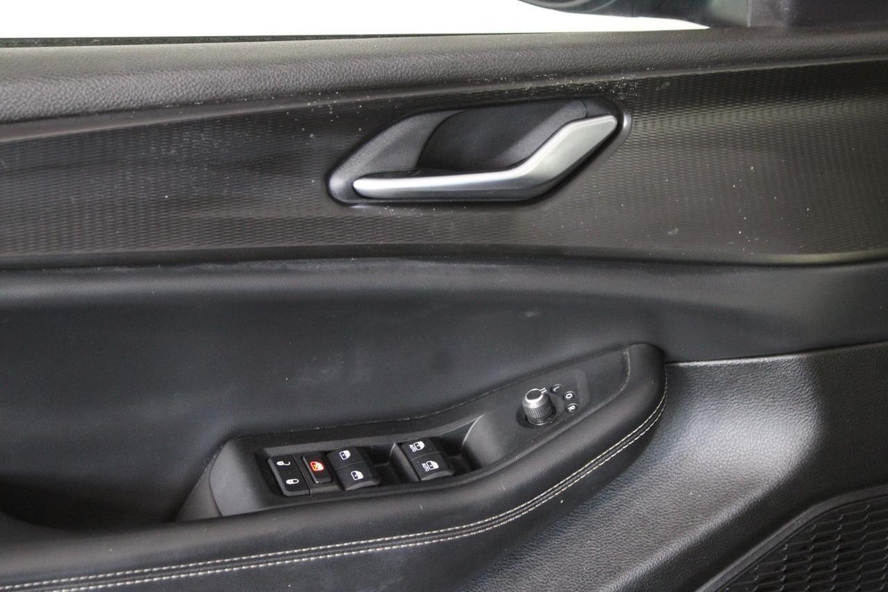 2023 Jeep Grand Cherokee Laredo Manassas VA