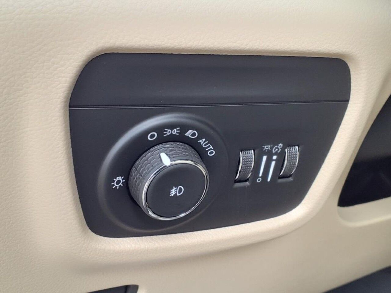 2023 Jeep Grand Cherokee Limited Uvalde TX