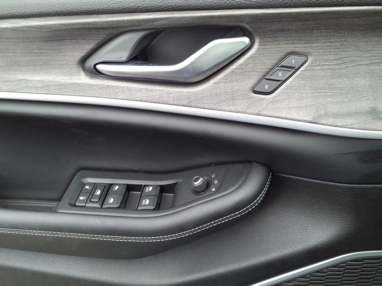 2023 Jeep Grand Cherokee Limited Uvalde TX