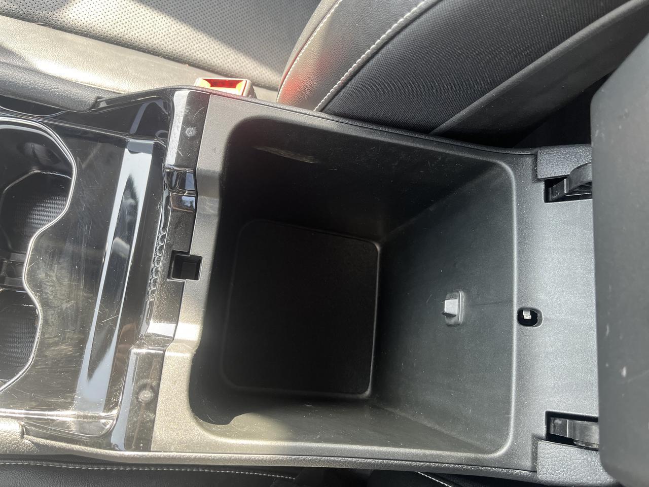 2023 Jeep Grand Cherokee Limited 4WD 3.6L BlackAppearPkg LuxuryTech2 TrailerTowPrepGroup w/20s Nav HtdCldMemLthr HtdStrngWhl Saukville WI