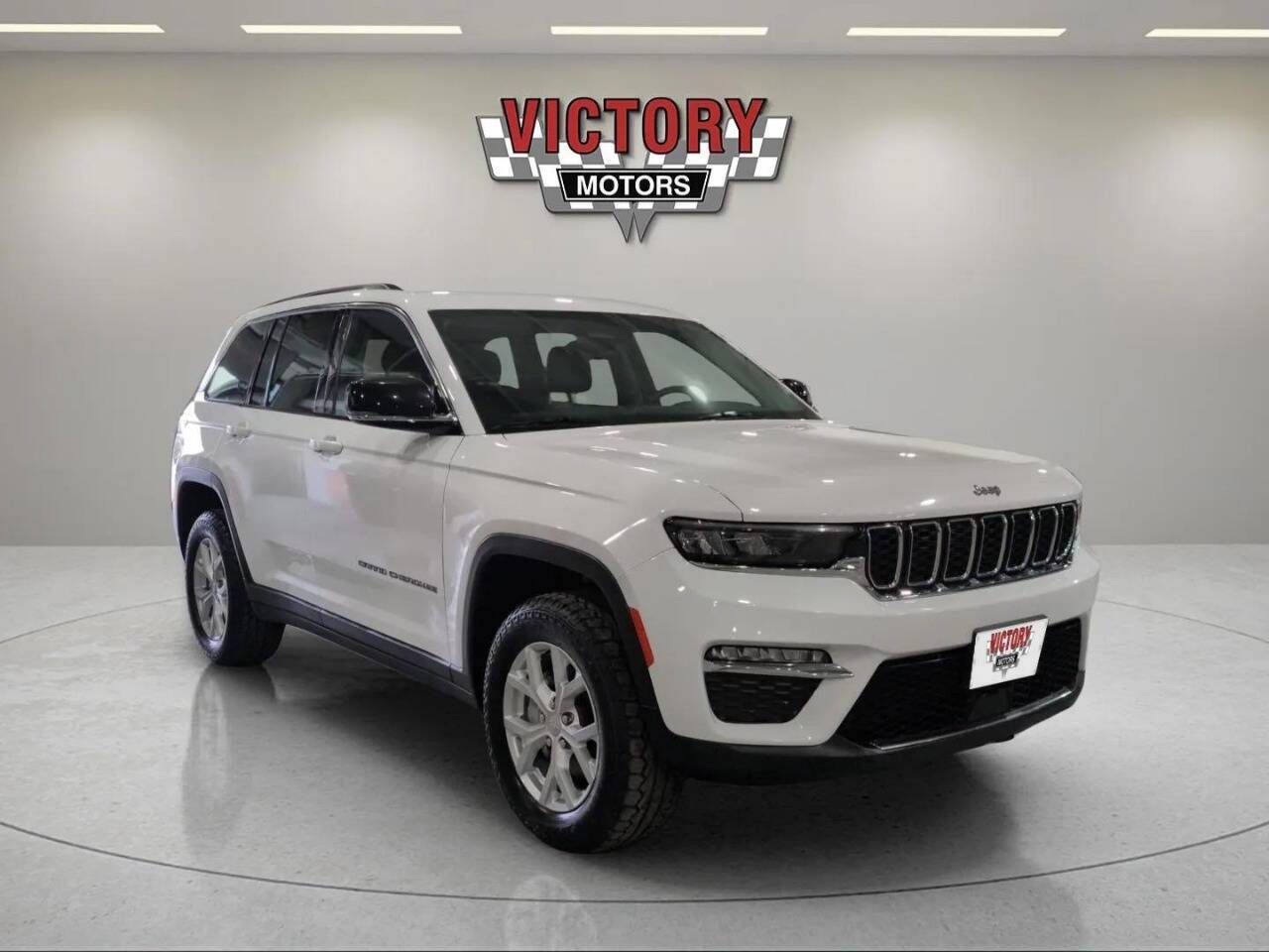 2023 Jeep Grand Cherokee Limited 4x4 4dr SUV Lake Orion MI