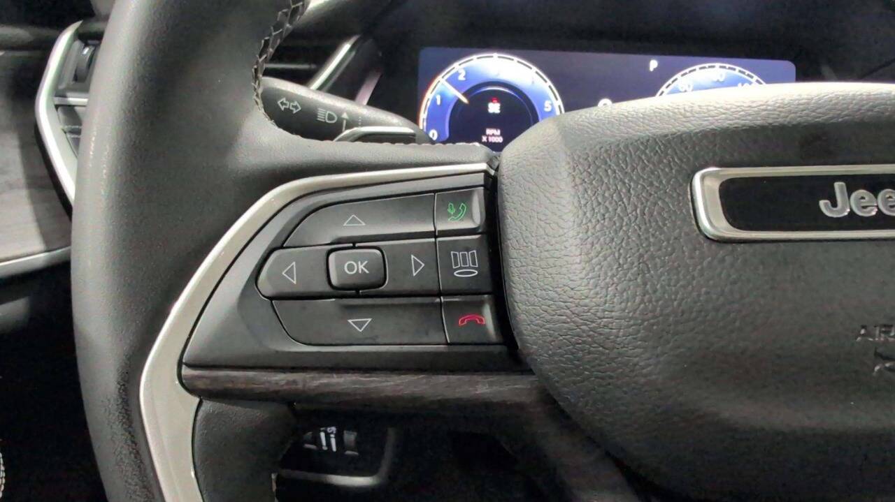 2023 Jeep Grand Cherokee Limited 4x4 4dr SUV Lake Orion MI