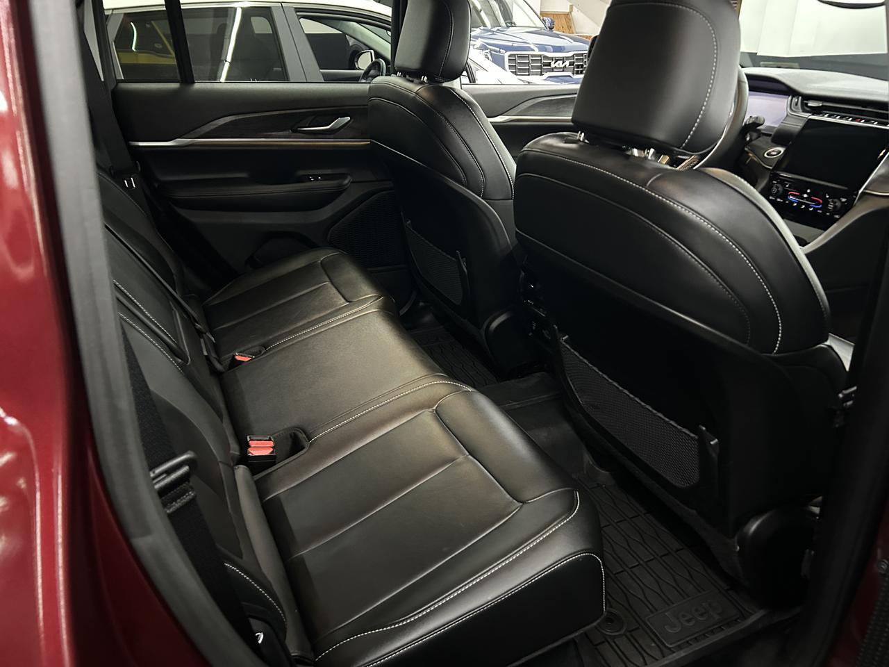 2023 Jeep Grand Cherokee Limited 4x4 Benwood WV