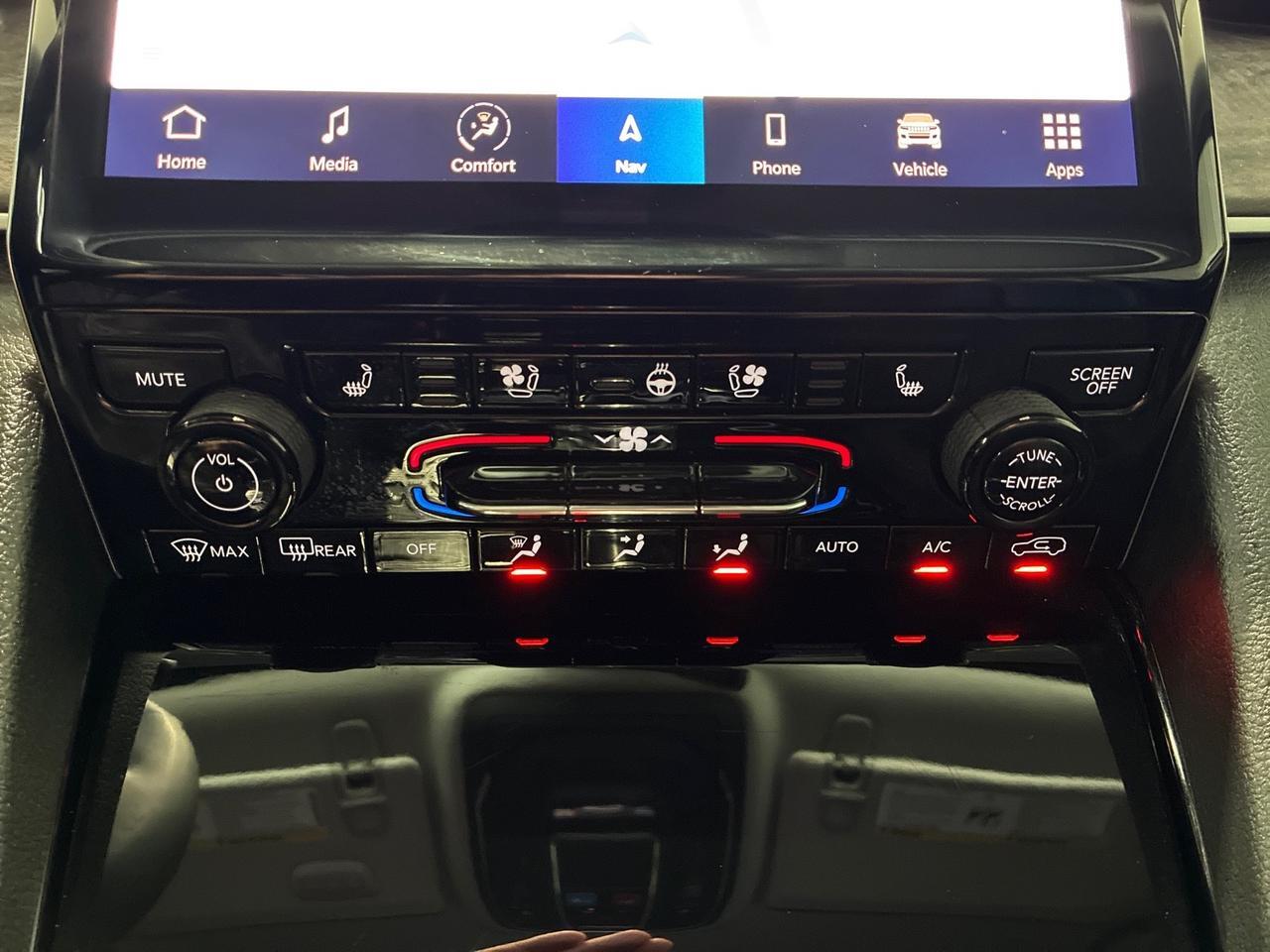 2023 Jeep Grand Cherokee Limited, 4x4, Luxury Tech Group II Houston TX