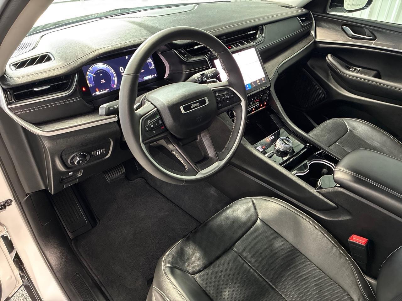 2023 Jeep Grand Cherokee Limited, 4x4, Luxury Tech Group II Houston TX