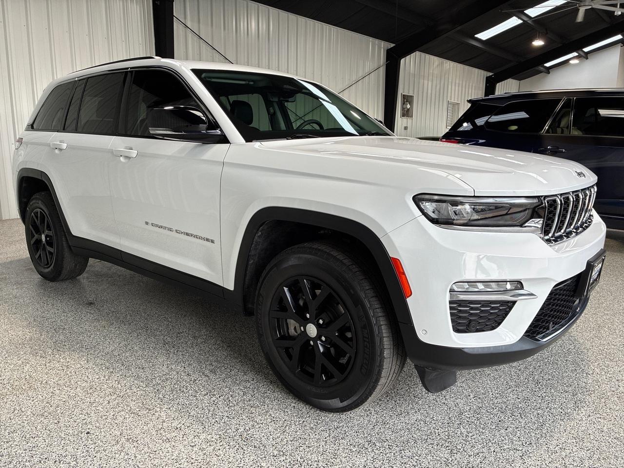 2023 Jeep Grand Cherokee Limited, 4x4, Luxury Tech Group II Houston TX