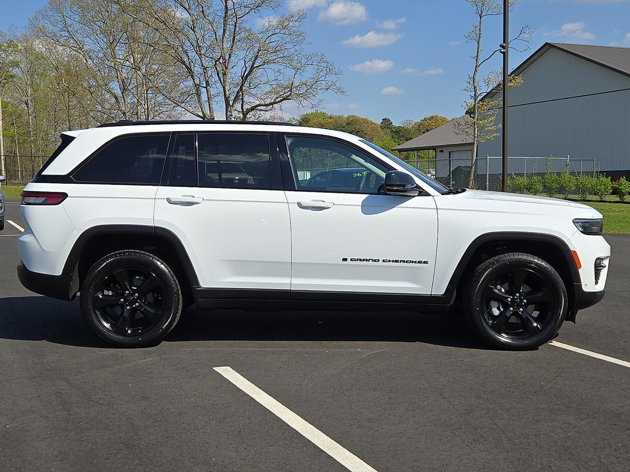 2023 Jeep Grand Cherokee Limited 4x4 Vineland NJ