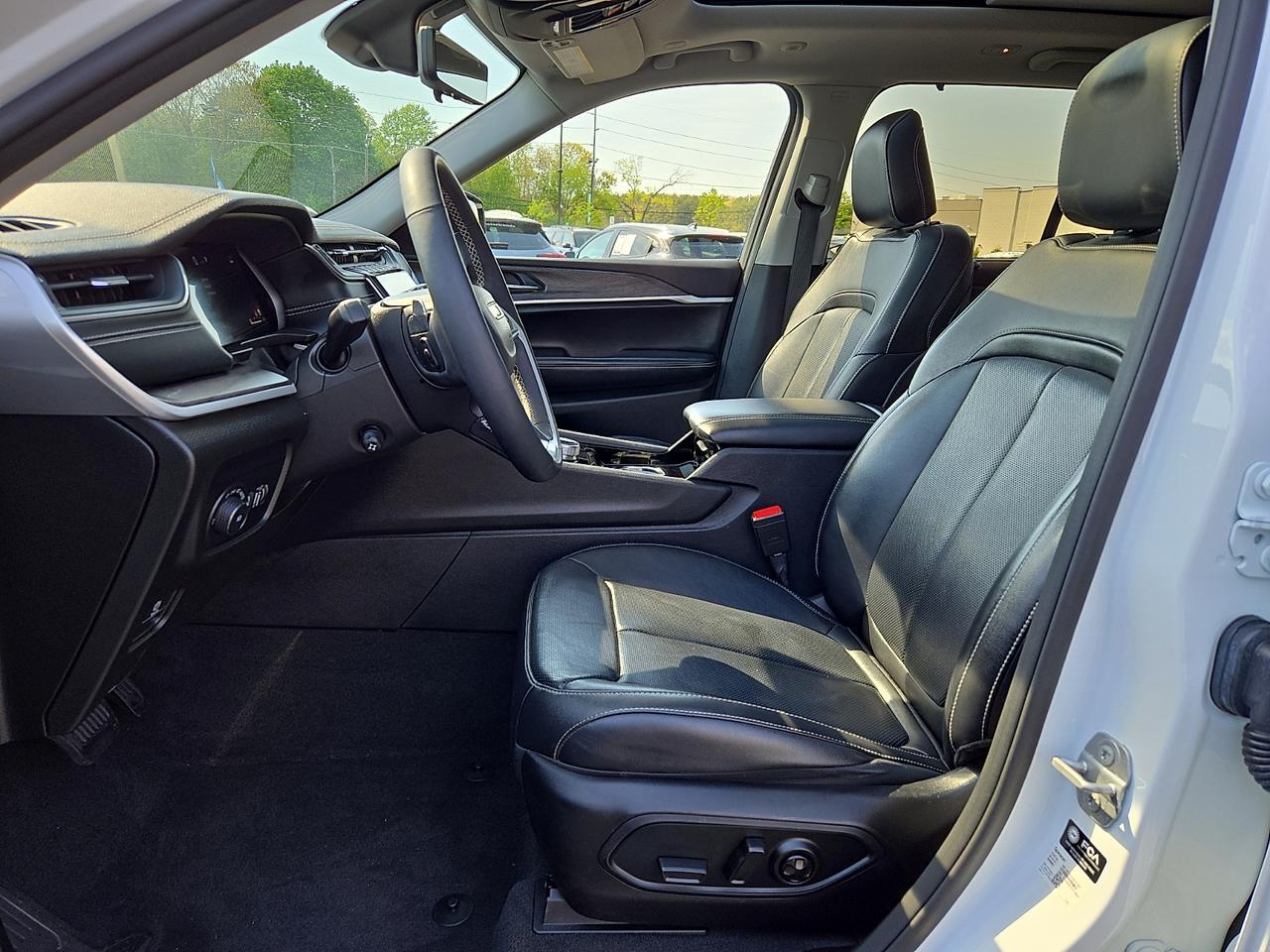 2023 Jeep Grand Cherokee Limited 4x4 Vineland NJ