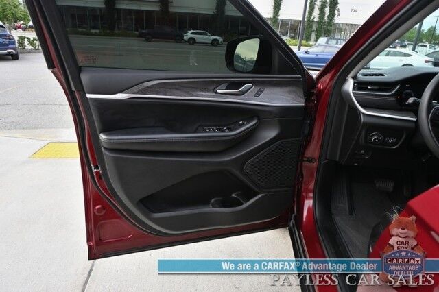 2023 Jeep Grand Cherokee Limited Wasilla AK
